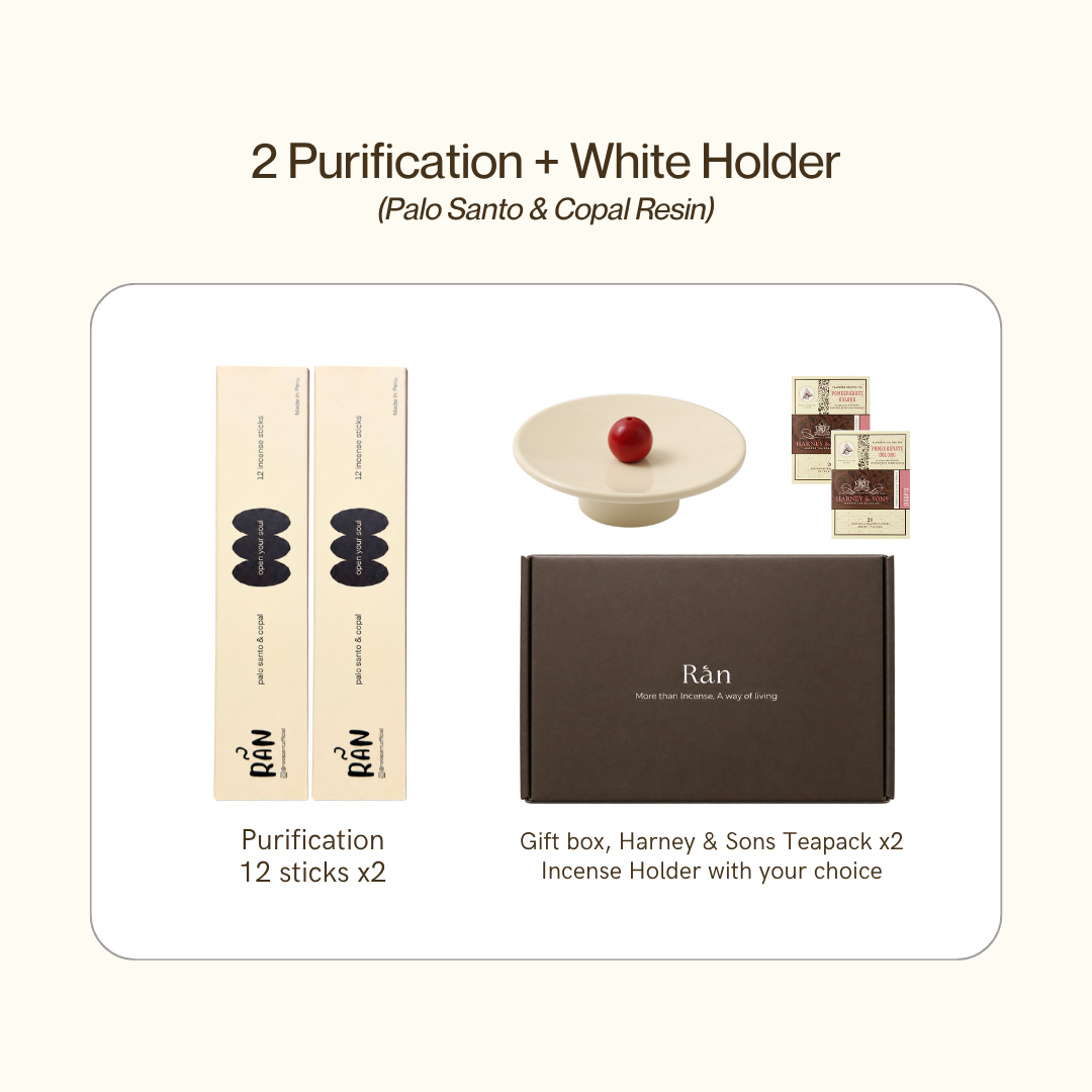 Gift box with 2 Purification palo santo & copal incense and white holder