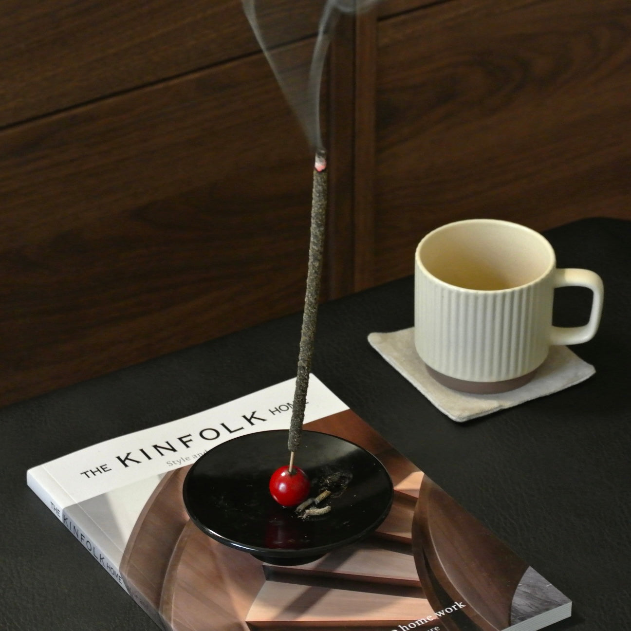 Wooden Color Ball Melamine Incense Holder - Black